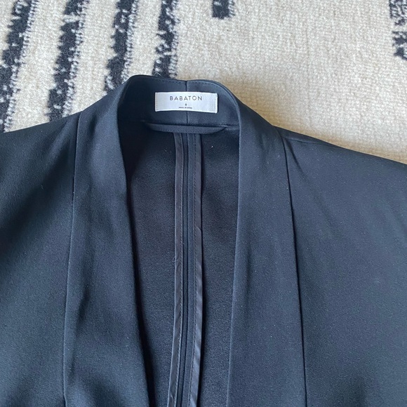 Black Babaton Power Hip Crepe Blazer - Picture 5 of 8
